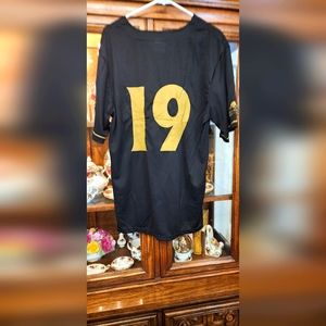 Fresno State jersey number 19